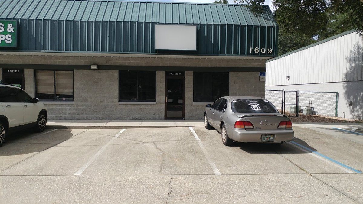 Retail Space For Lease: 1609 S State Road 15A, Deland, FL 32720